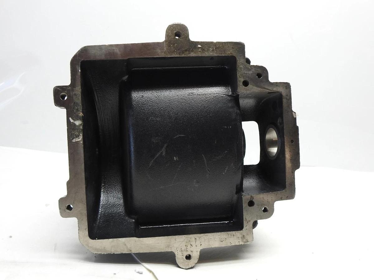 CROWN 113703 REDUCTOR HOUSING Drive Bottom for Crown Forklifts NOB NEW!