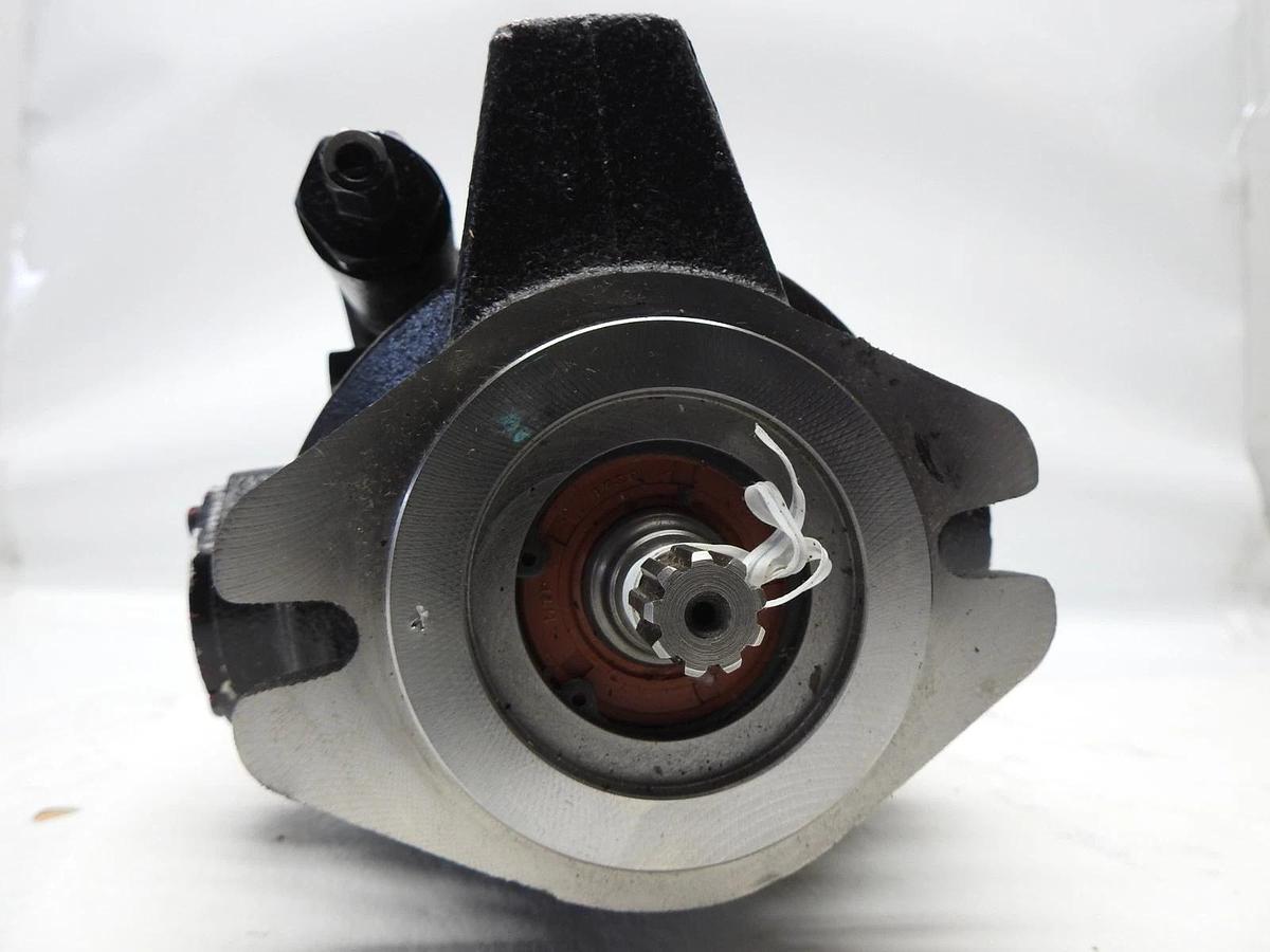 Con-Tech 745300 Compensator Hydraulic Pump (Parker PVP16)