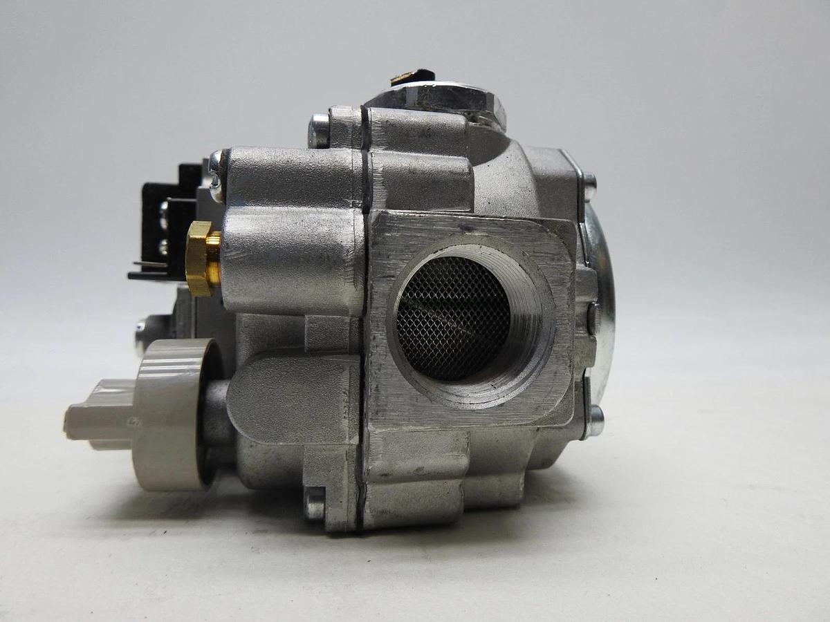 Robertshaw 7000BDER-S7A GAS VALVE 24V PILOT 3A2-501-733 24VAC 7000BDER 700-056