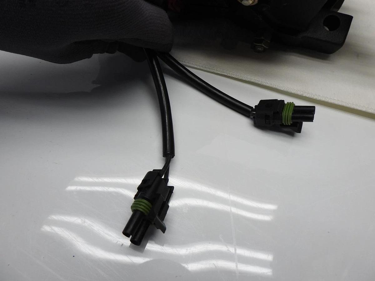 Parker VA6114 Solenoid Valve VA6114-3001-140C (VA61143001140C) - OEM NEW