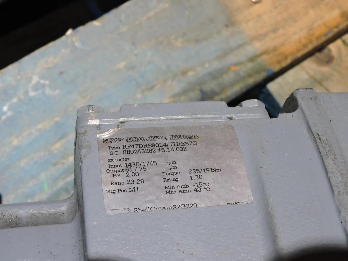 SEW Eurodrive RF47DRE90L4/TH/ES7C (RATIO: 23.28) Gear Motor - NEW SURPLUS