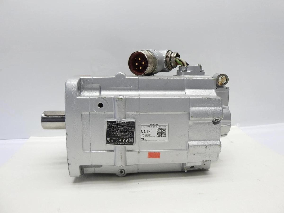 GENUINE Siemens 1FT7082-5WH71-1CB2-Z SYNCHRONOUS MOTOR 1FT70825WH711CB2Z DAMAGED