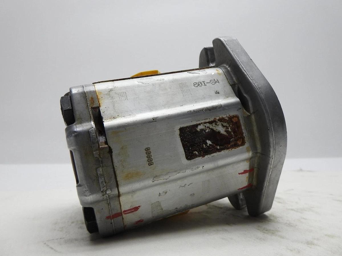 AGCO 4285179M1 Hydraulic Pump Danfoss 111.22.068.0C GR2 Fixed Displ GENUINE