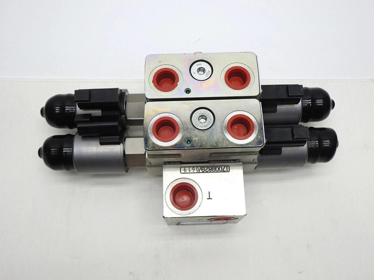 Coe Orchard Equipment Hydraulic Valve Manifold R978061574 COE# 20071, R978061574