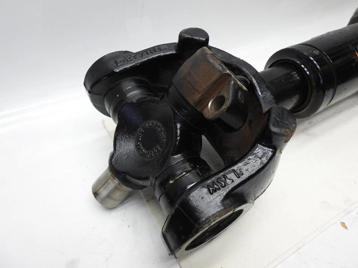 Meritor 20R157C Driveline Drive Shaft for Volvo, Peterbilt -NEW SURPLUS