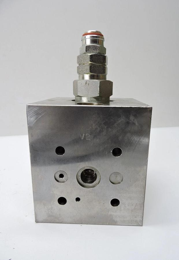 Hydraulic Manifold Block 0CGF-BL-0331-3533 2018 w/ Rexroth R930001143