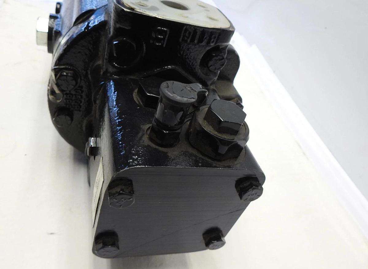 CNH 87374885R Drive Motor fits Case IH 5130 6130 6140 7130+ More Models 6433-103