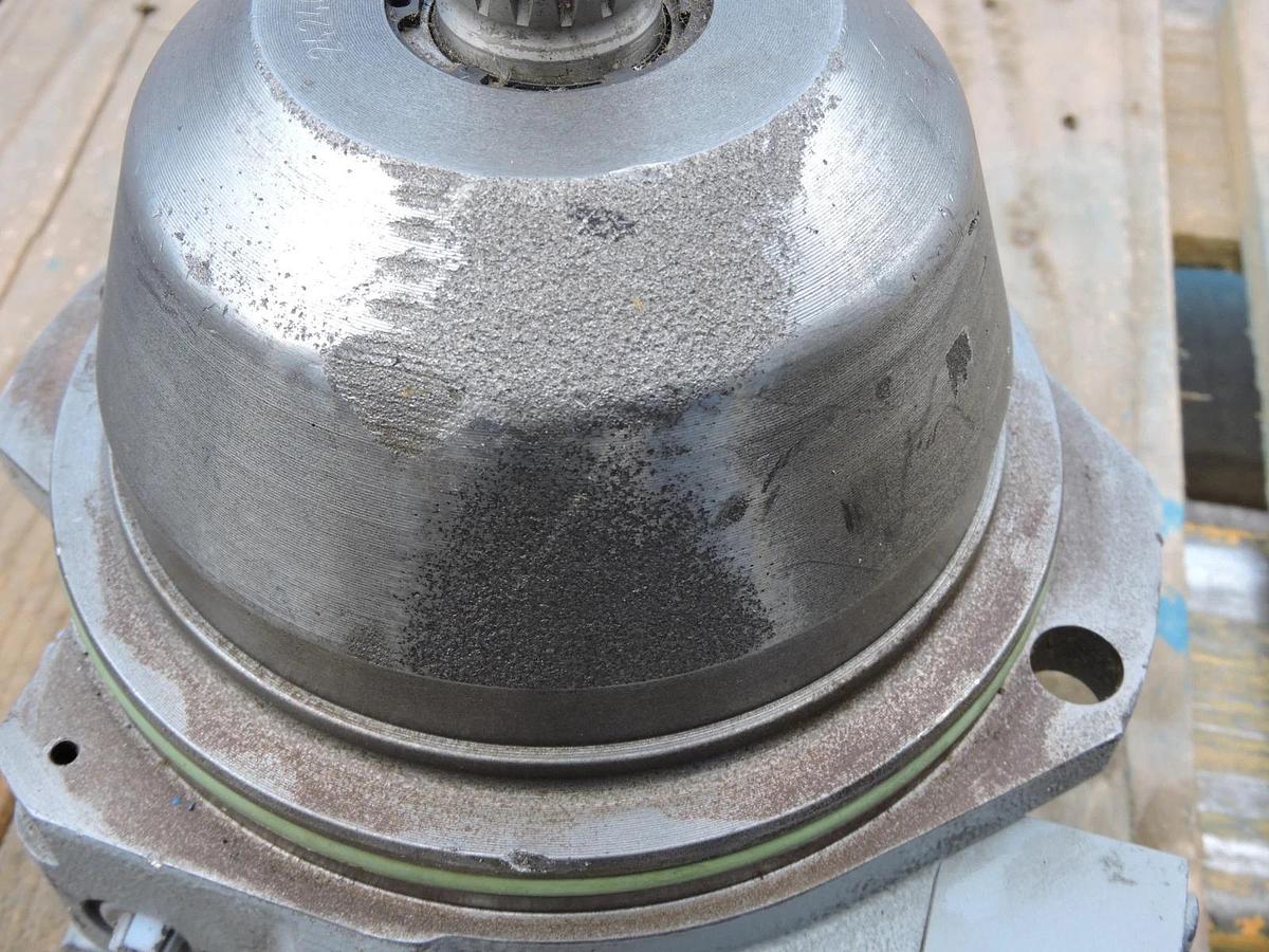 Rexroth R902406446 Hydraulic Motor A10VE45HZ LA10VE45HZ /52W1-VRF66N000-ES1442