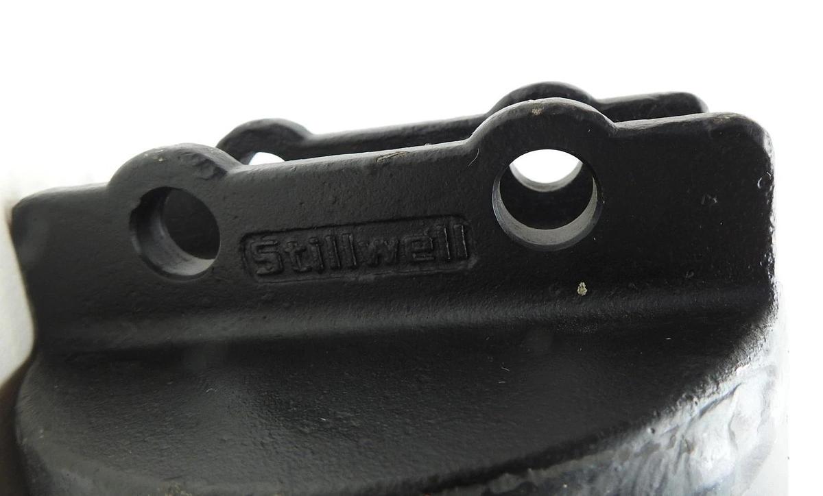 Stillwell Hydraulic Welded Cylinder 31" Total Length, 2-3/4" Shaft Dia - NOB NEW