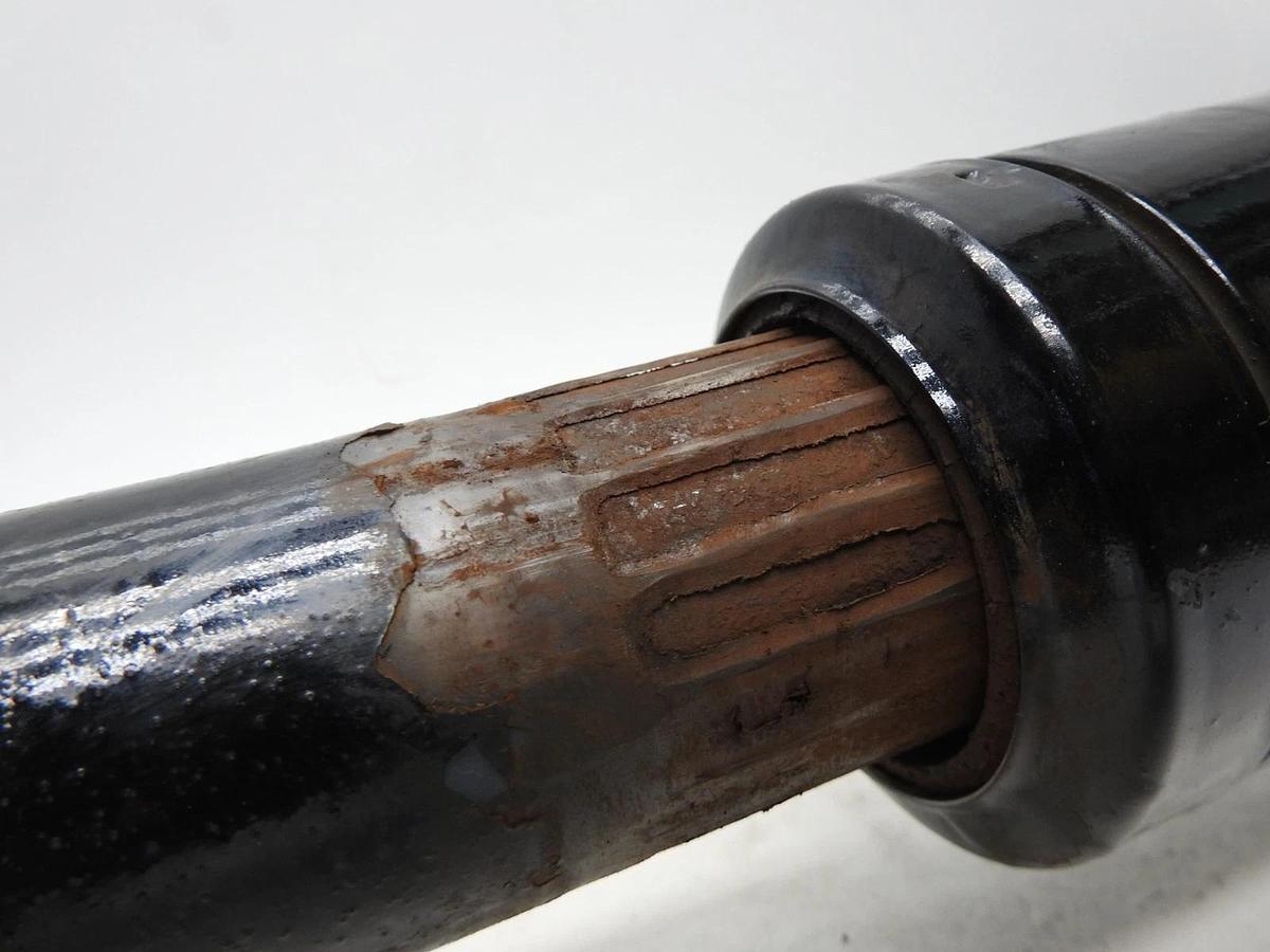 Meritor 20R157C Driveline Drive Shaft for Volvo, Peterbilt -NEW SURPLUS