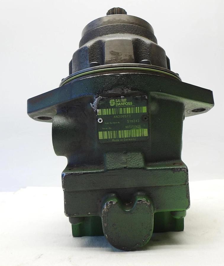 GENUINE John Deere AN206573 (Model 519243) Rear Hydraulic Motor for 4730 Sprayer