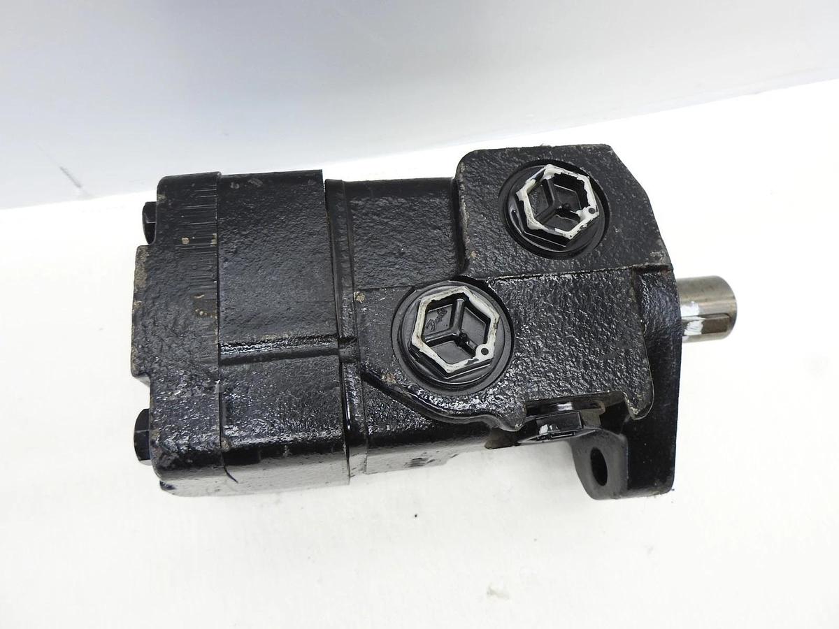 OEM Danfoss 201200A1910AYAAAP (2 Bolt) RS Roller Stator Hydraulic Motor - NEW