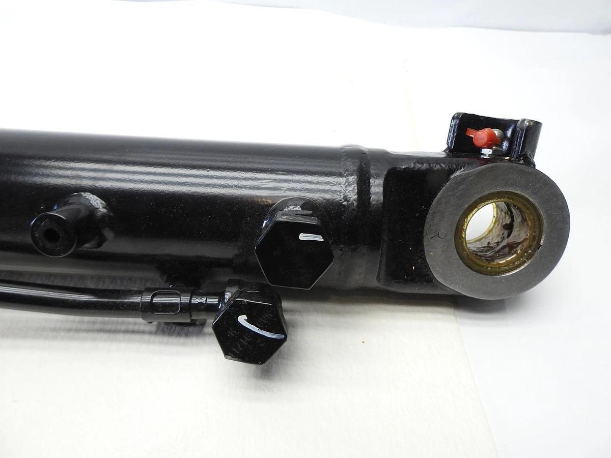 GENUINE CAT 573-0504 Hydraulic Cylinder 5730504 OEM NOB NEW!