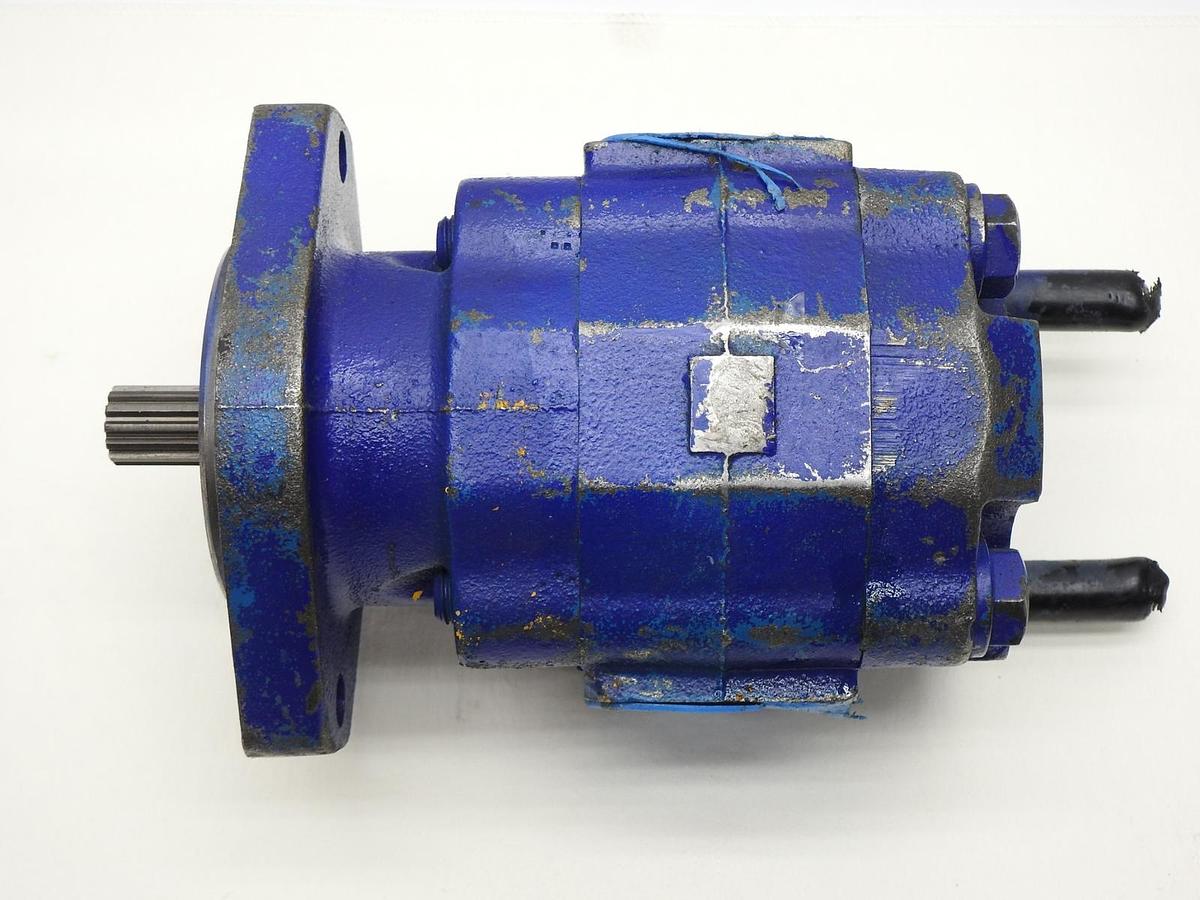 Permco Hydraulic Pump Motor (2 Bolt, 13 Teeth) - NOB NEW!