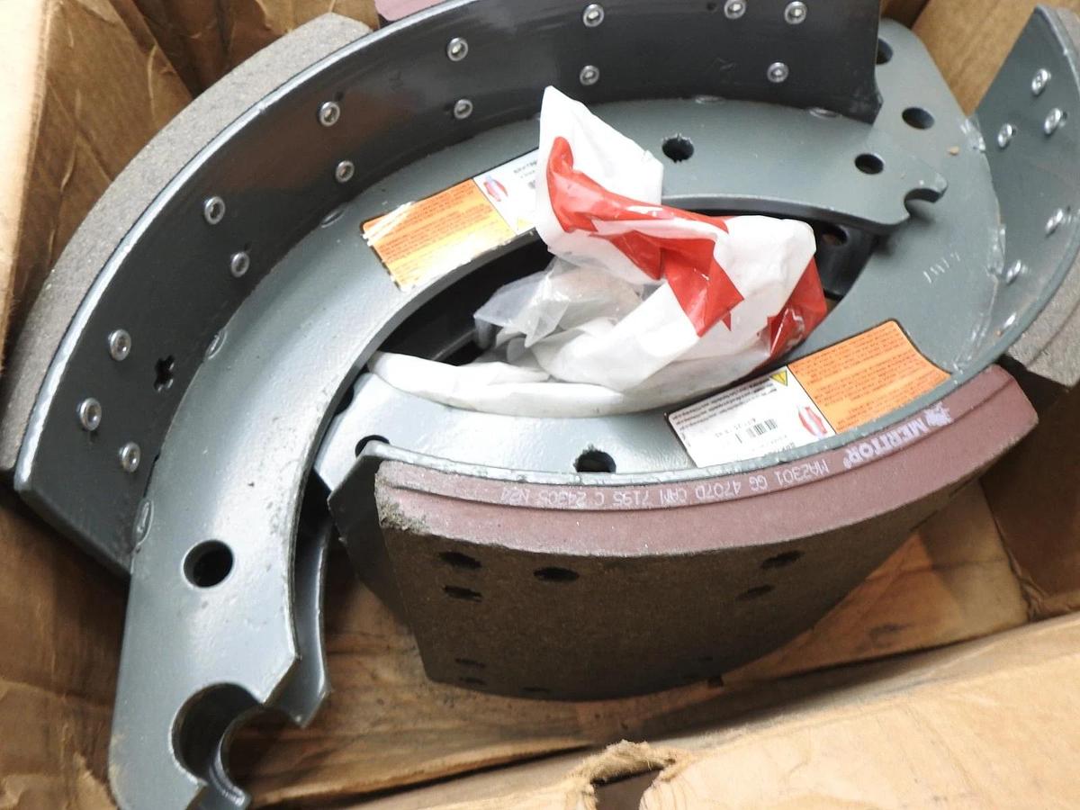 Meritor Relined Brake Shoe Kit 23K GAWR XK23014707QP