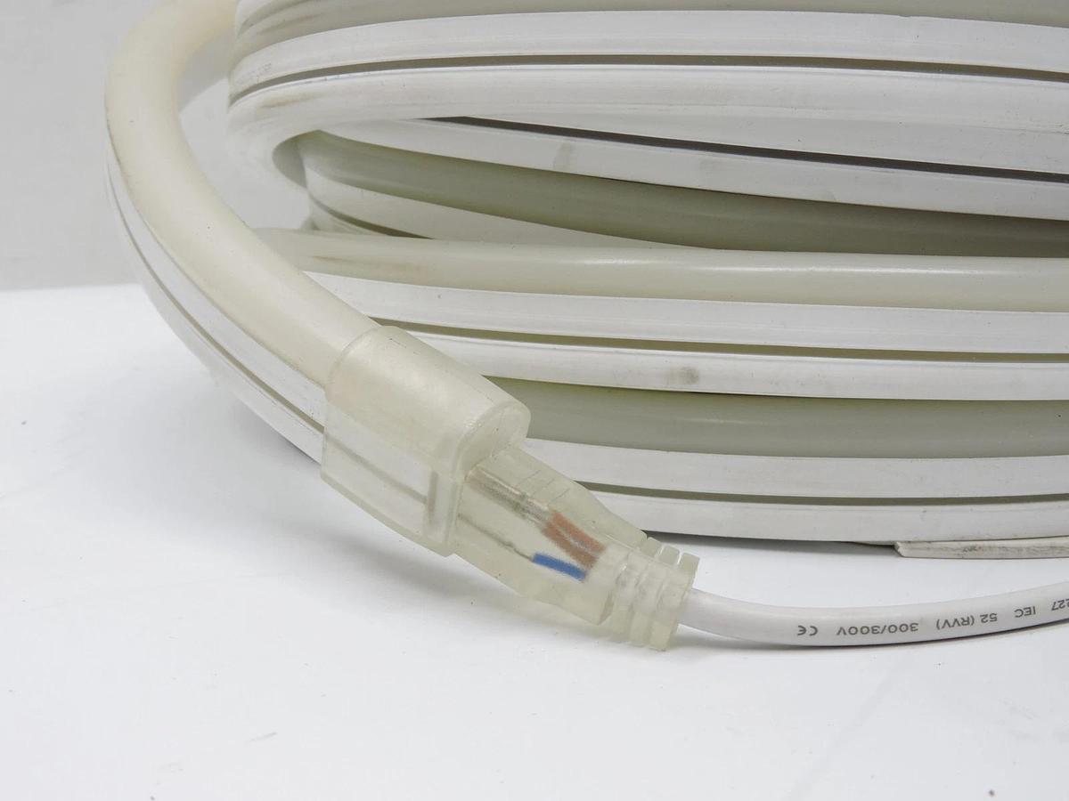 JS LED Power LED Flex Tube JE-004W-FN (WHITE) AC110V 30.5M/100'