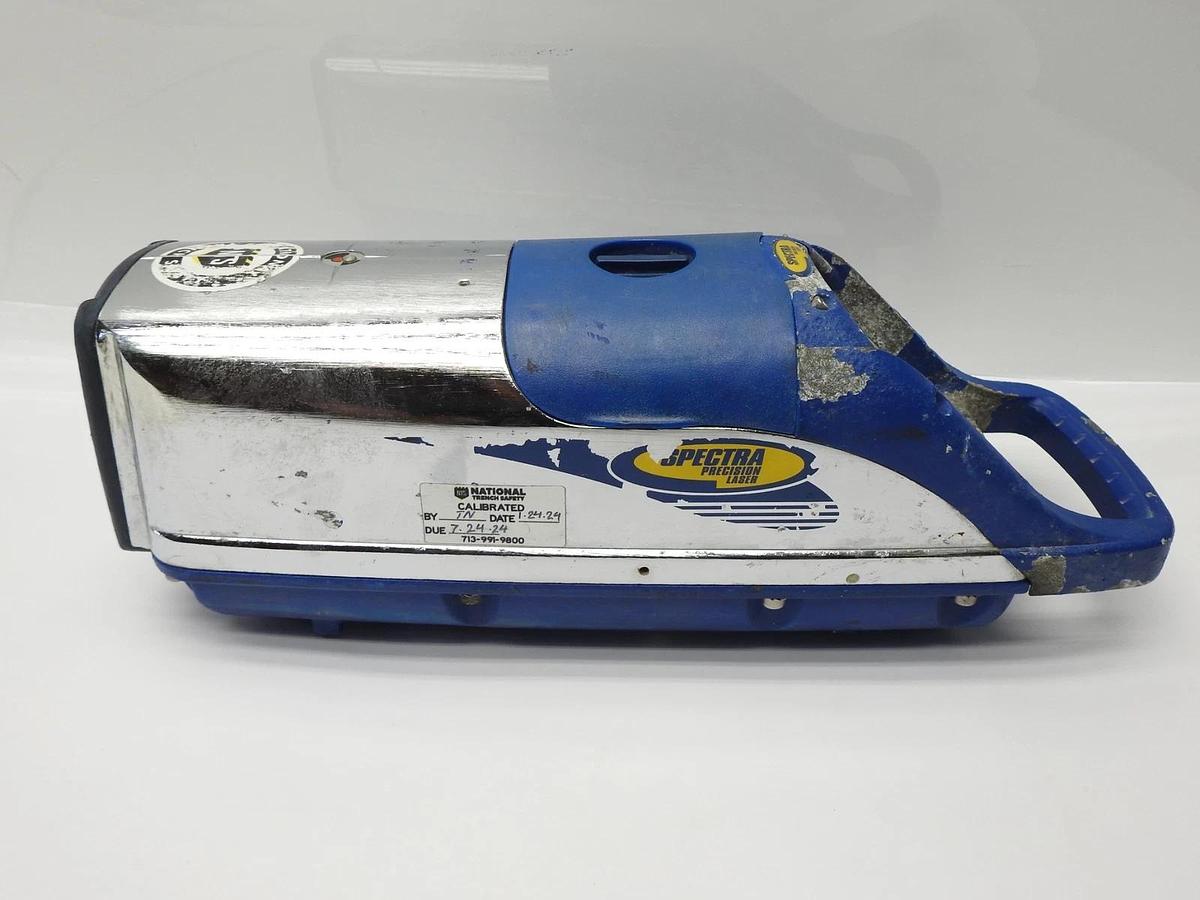 Trimble Spectra Precision DG711 Pipe Grade Level Laser w/ Battery
