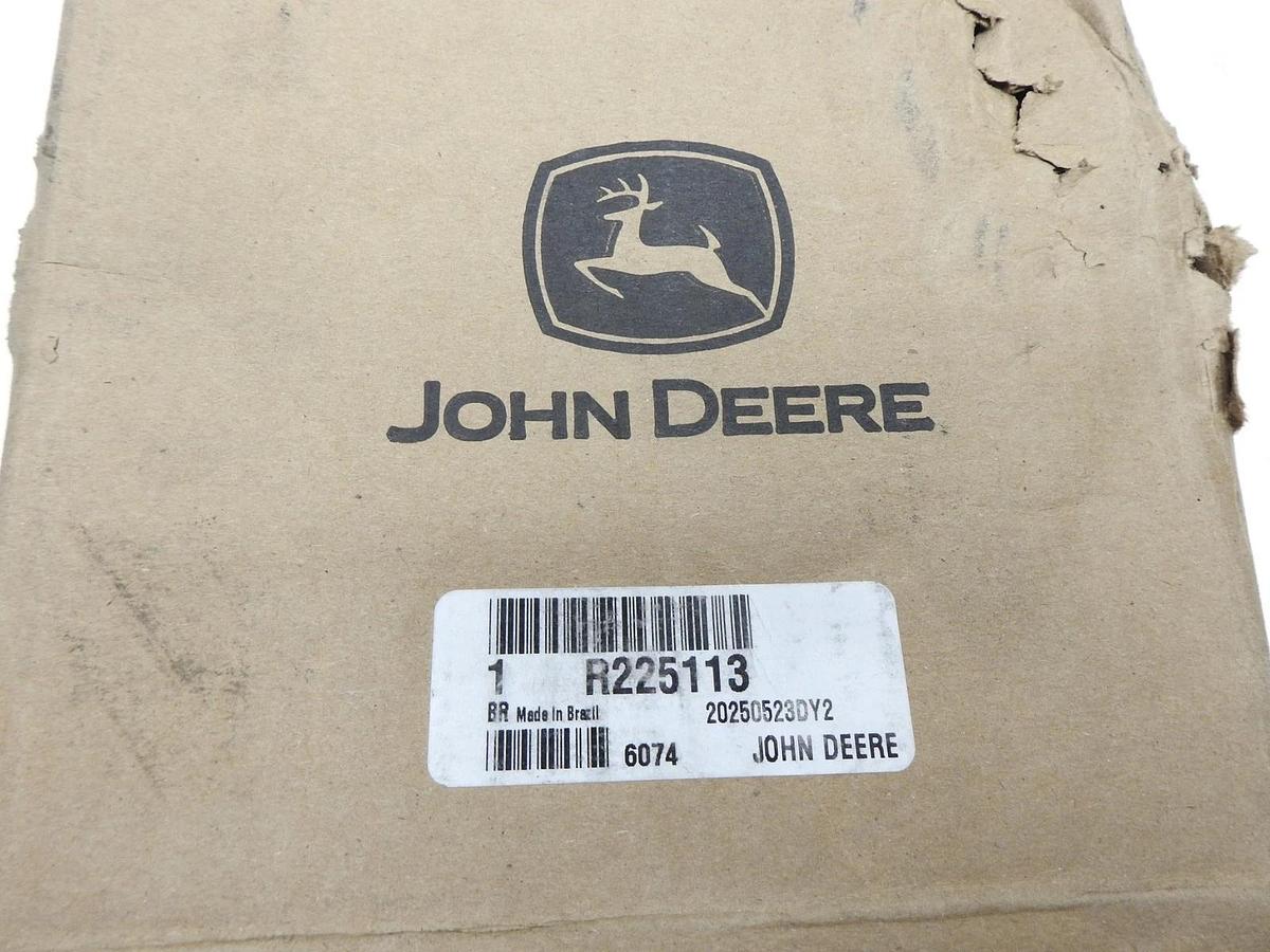 John Deere R225113 Planet Pinion, Gear, Ground for R153611 Carrier ORIGINAL NEW!