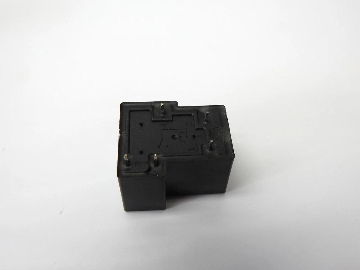 Lot of 50 - Song Chuan 832A-1C-F-S 12VDC, 30A SPDT 5-Pin General Purpose Relay's