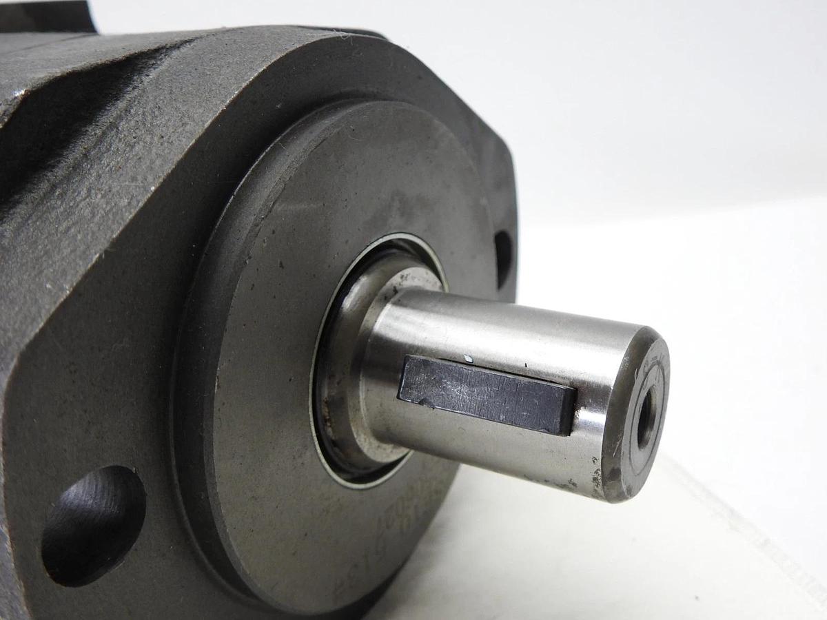 Fluidyne WF104-1002 100CC 2-Bolt SAE A Flange Motor (replaces Eaton 104-1002)