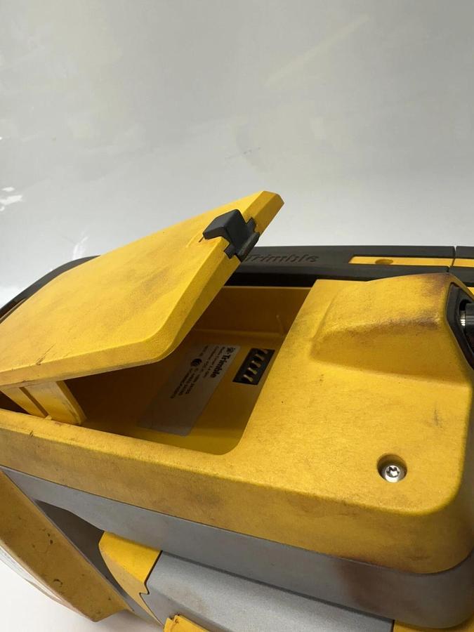 Trimble RTS873 DR HP Robotic Total Station Surveying w/ Hard Case