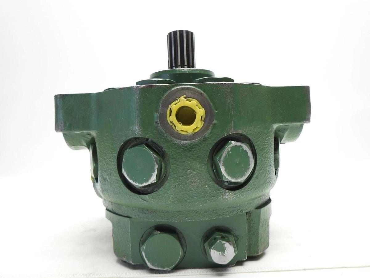 for John Deere Hydraulic Pump AR97872 AR90459 Fits 2030 2040 3020 3030 3040 4010