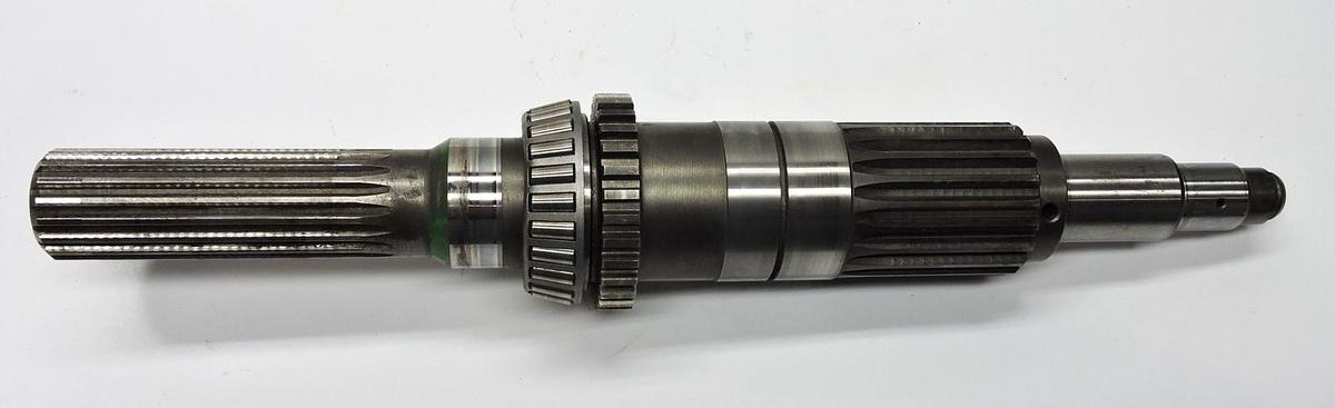 GENUINE John Deere Shaft L157993 Shaft - NOB NEW!