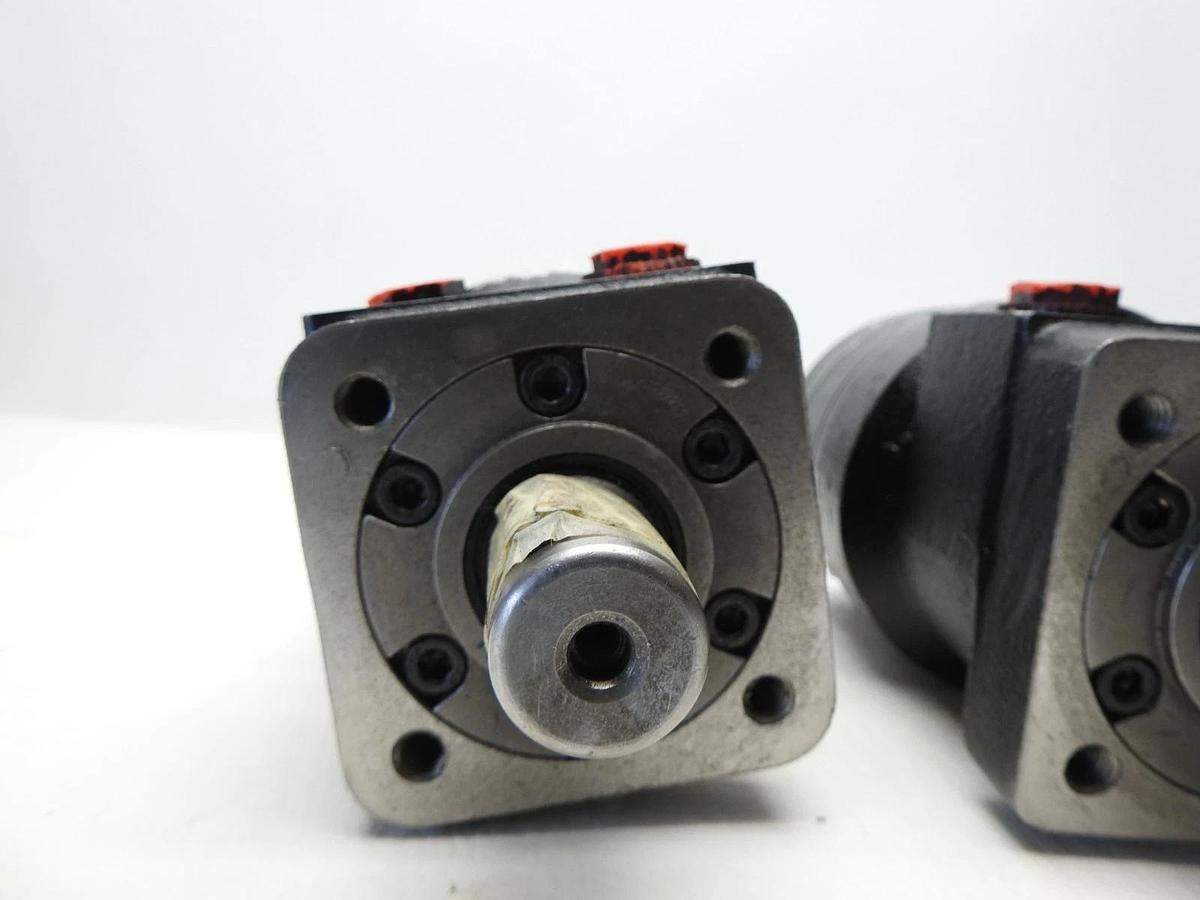 Lot of 2 - Hydraulic Motors (Keyed Shaft, 4 Bolt Mounting) Unknown Part Numbers