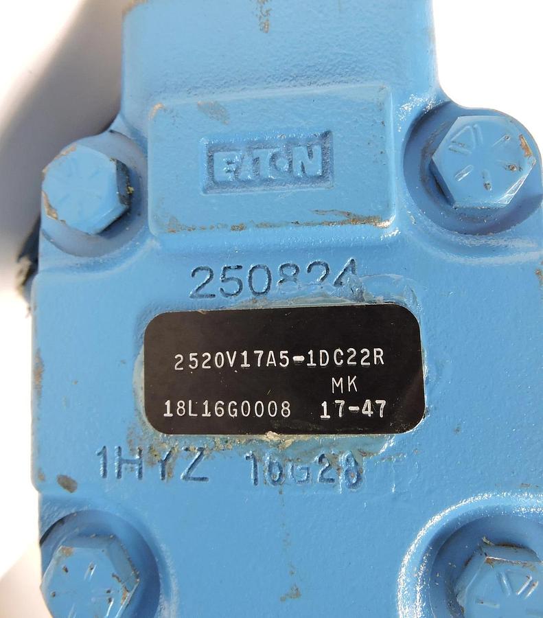 Genuine Eaton Vickers 2520V17A5 1DC22R V SERIES VANE PUMP 02-137187-W DANFOSS