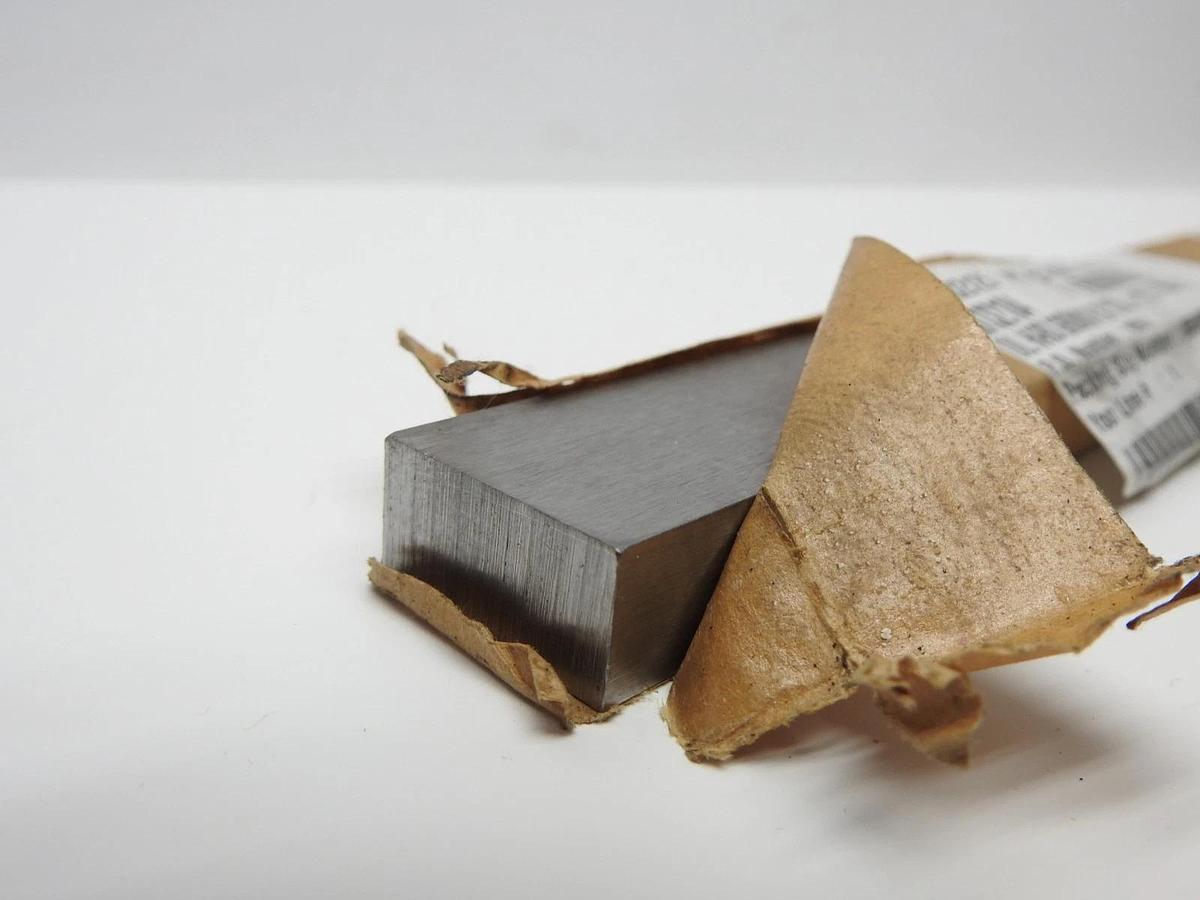 Oil-Hardening Flat Stock: 1/2" Thick, 1" Wide, 18" Long, ±0.001" Thickness Toler