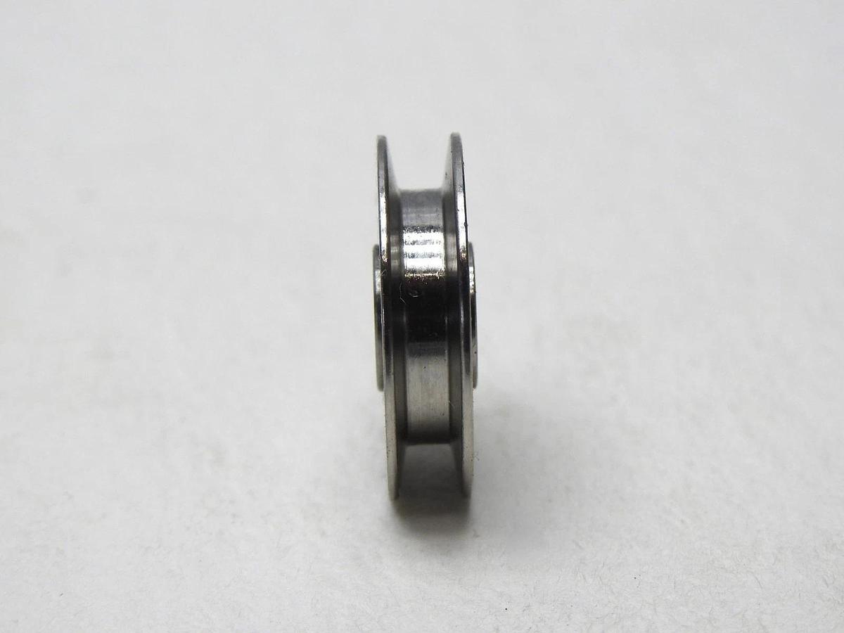 V-Groove Bearing Guide Roller Pulley Wheel 25.4mm OD x 7mm W x 3mm ID 688RS