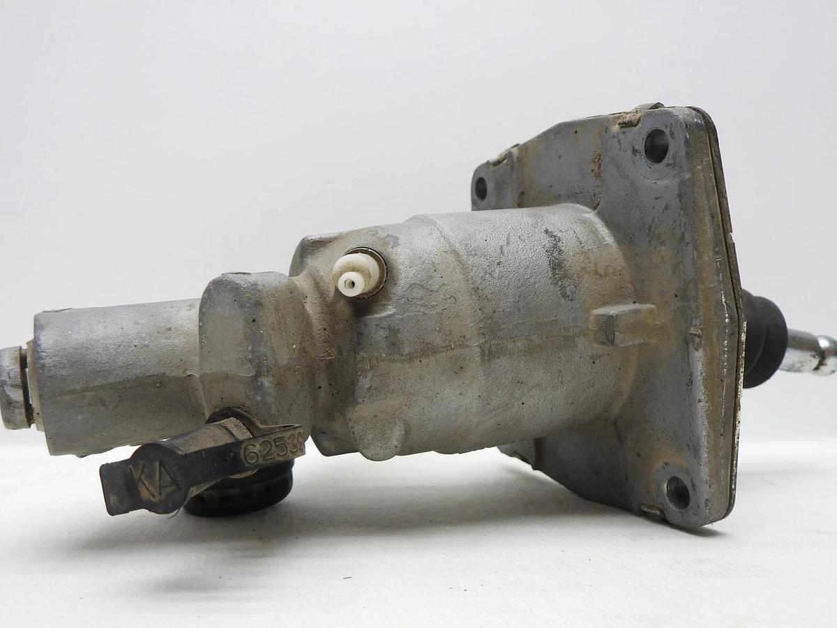 Kongsberg 11559AA Clutch Slave Cylinder E17-6027 - USED