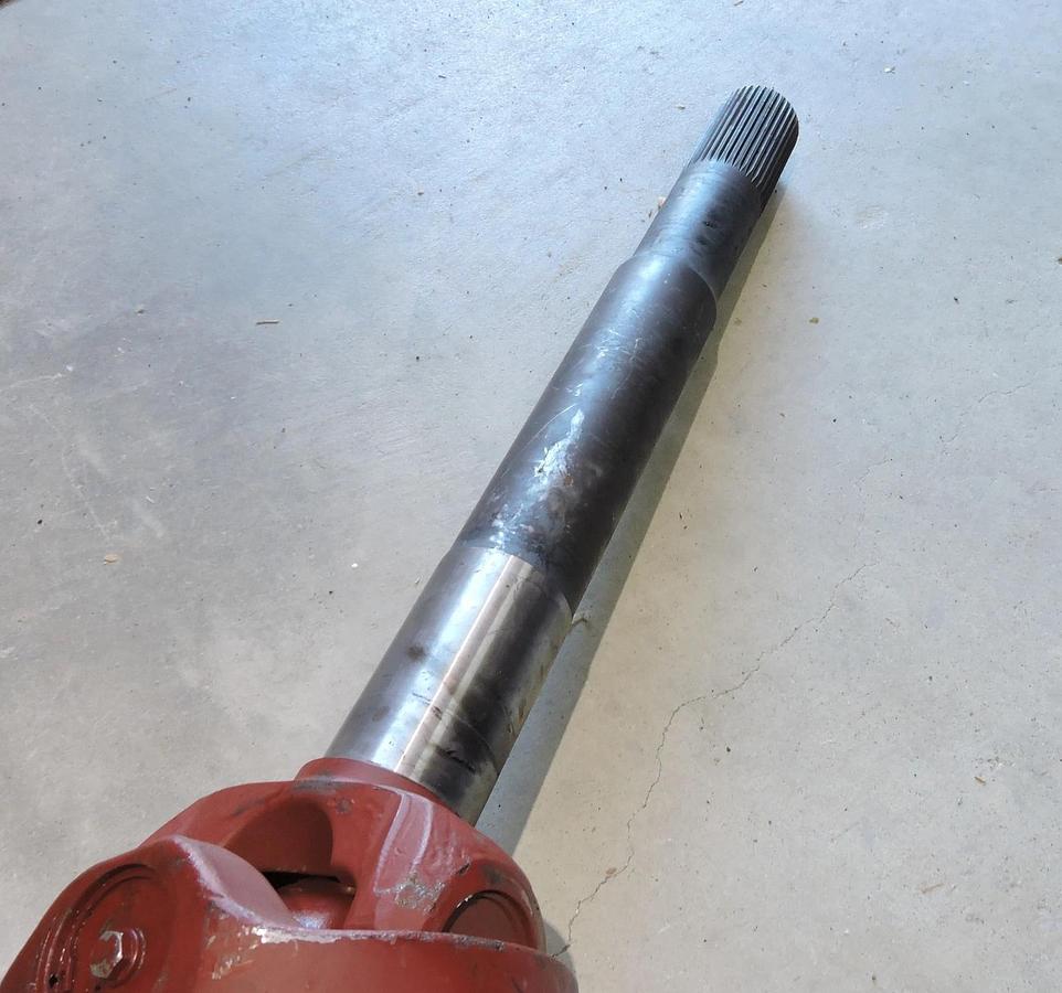 Fabco Shaft, Double Cardan 769-0497-011 Meritor Shaft 35.37" RH 2591826C1 - NEW!