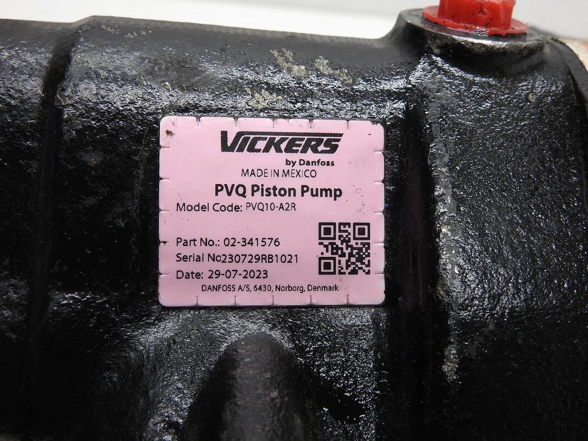 Genuine Vickers PVQ10 A2R (02-341576) - NOB NEW!