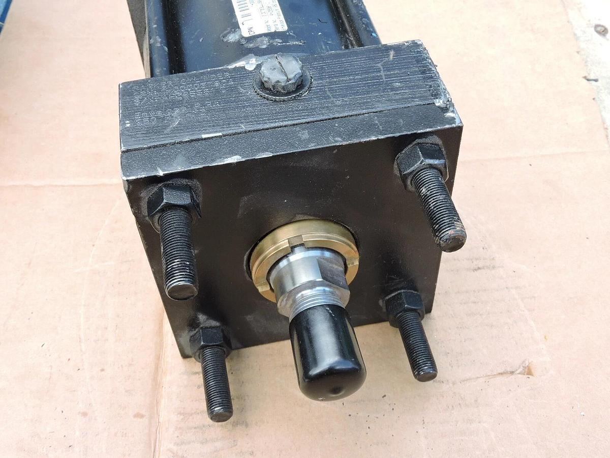 NEW Parker 5.00 Hydraulic Cylinder (950 PSI) 5.00TB3LLUS84A3.000 / 1H000037804