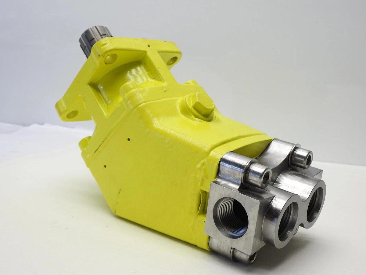 GENUINE Parker F1-30 Hydraulic Motor w/ Modified 4 Port Adapter Bent Axial F1 30
