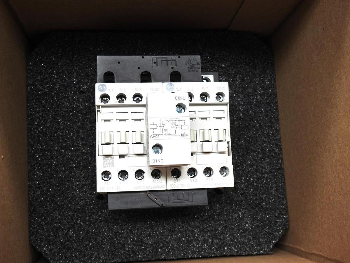 Allen-Bradley 104-E12KJ22 IEC 12A Reversing Contactor (3 Main Pole) - NOB NEW!