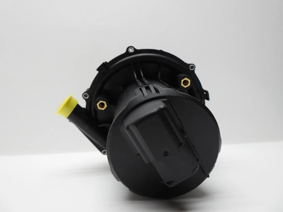A0013A0017 Secondary Air Injection Smog Pump for 11721435364 BMW E46 323i 325i