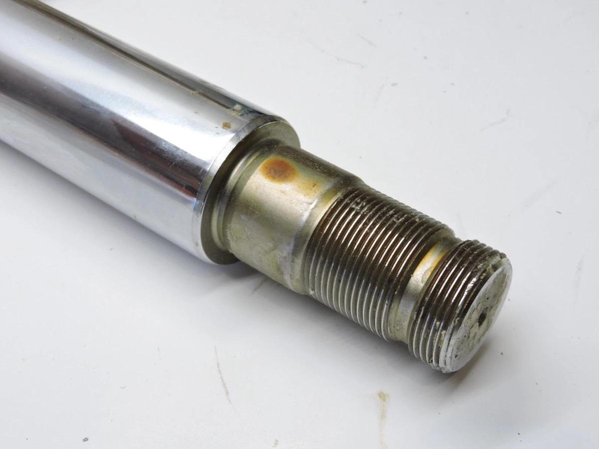Genuine Hitachi XB00012652 ROD;PISTON for Heavy Machinery - OEM NOB NEW!