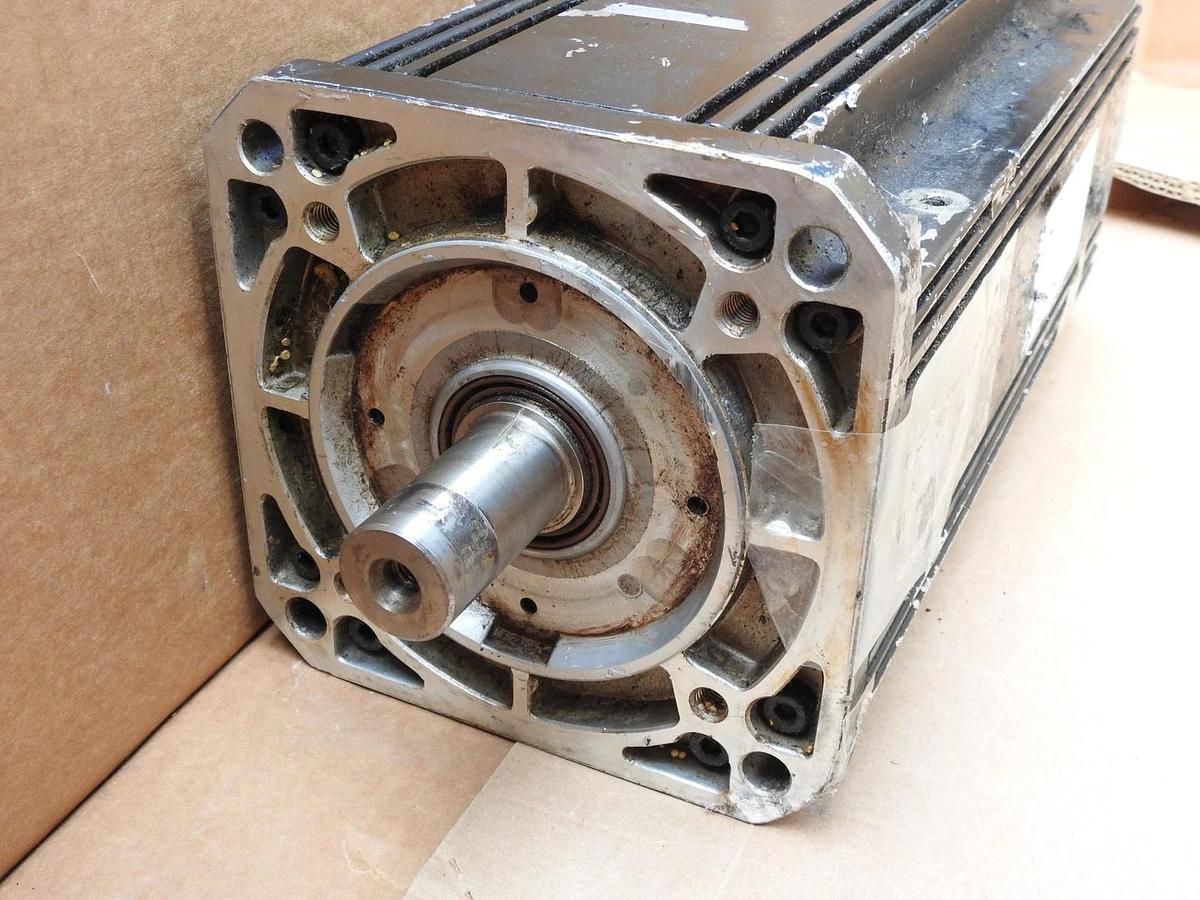 BOSCH INDRAMAT MKD112C-024-GG0-AN Servo Motor Rexroth - AS IS - READ