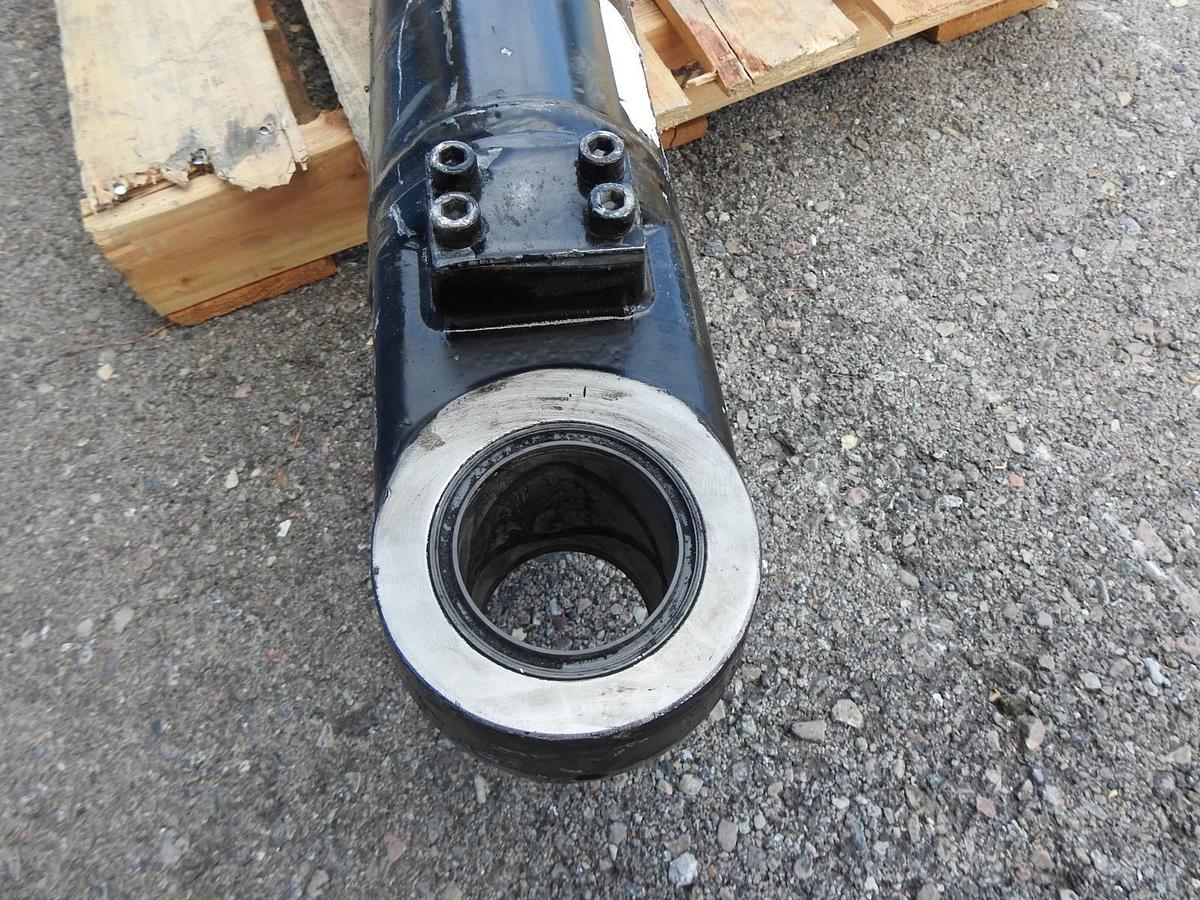SANY SY215 Bucket Cylinder Replacement 11350784 SY215C9, SY215 Models - BULK NEW