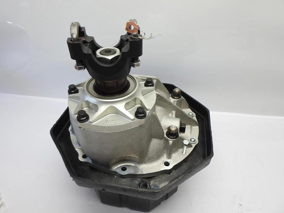 Strange 9" H.D Carrier: D1555, N2322, YOKE: U16021, 3-70 Clear Ratio - NEW!