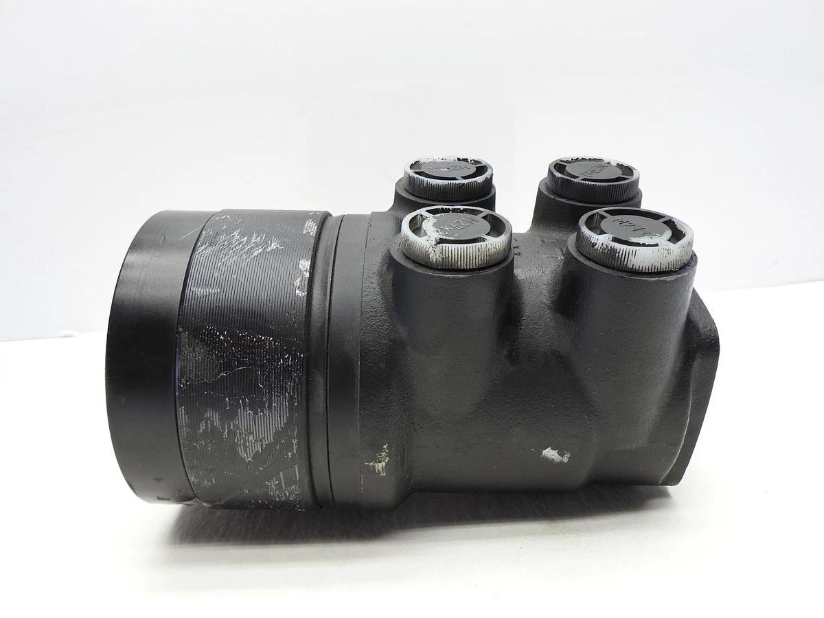 GENUINE John Deere RE581789 Hydraulic Steering Control Valve 253-1064-004 NEW