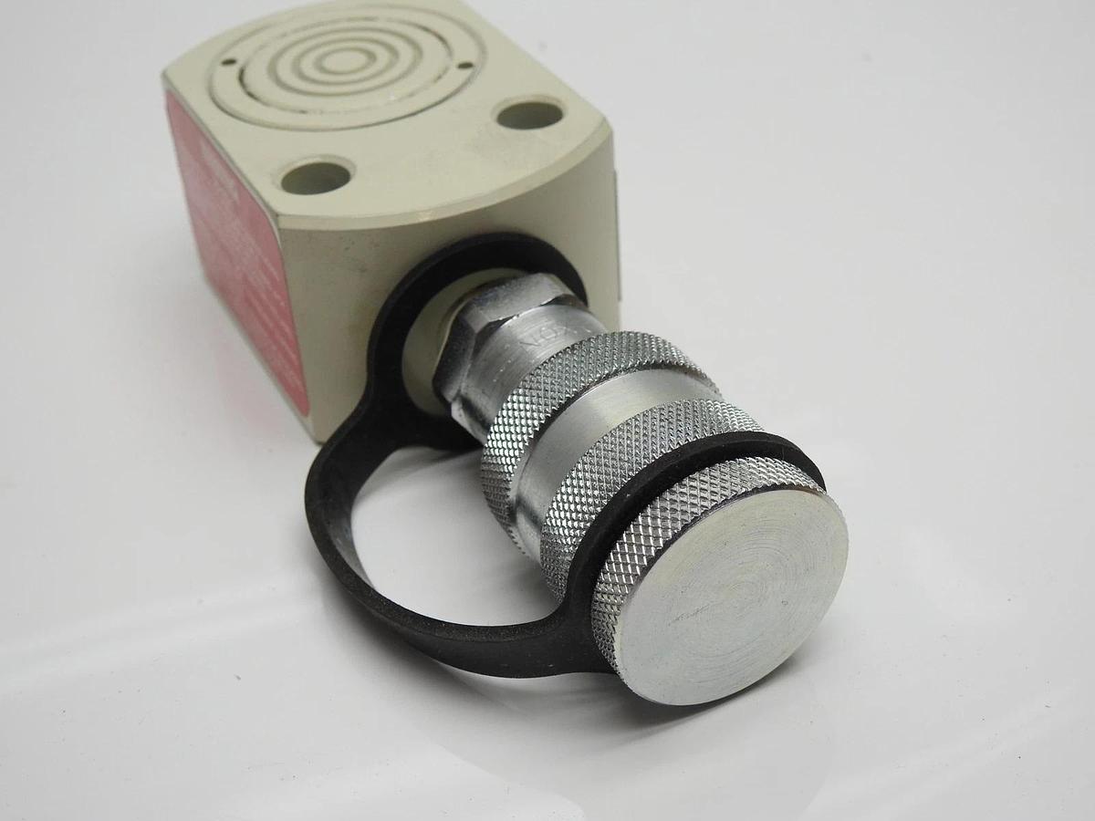 Ram Pac RC-10-LP-.5 (10 Ton, 0.5 In Stroke CYL) Flat Jack - NOB NEW!