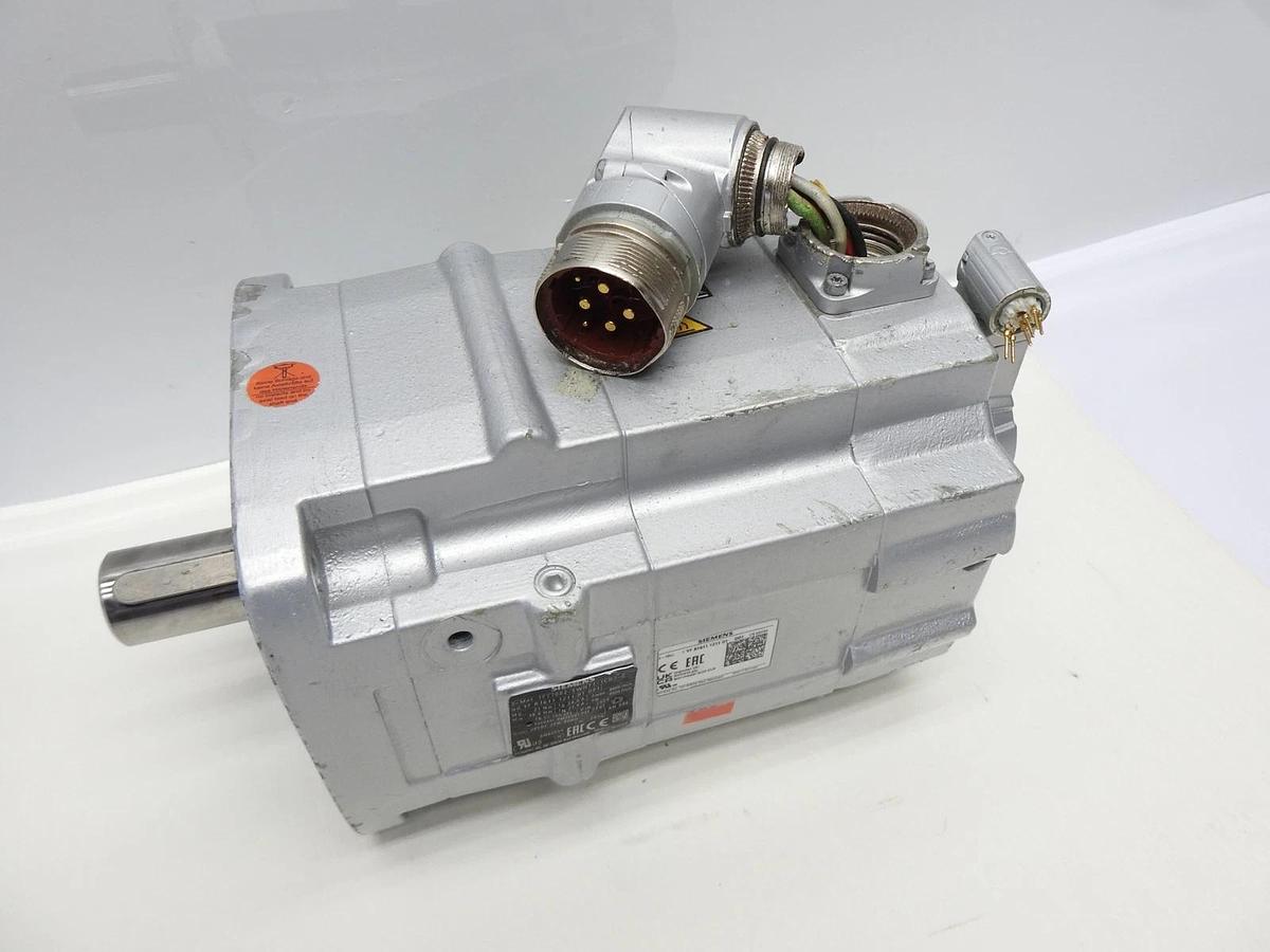 GENUINE Siemens 1FT7082-5WH71-1CB2-Z SYNCHRONOUS MOTOR 1FT70825WH711CB2Z DAMAGED