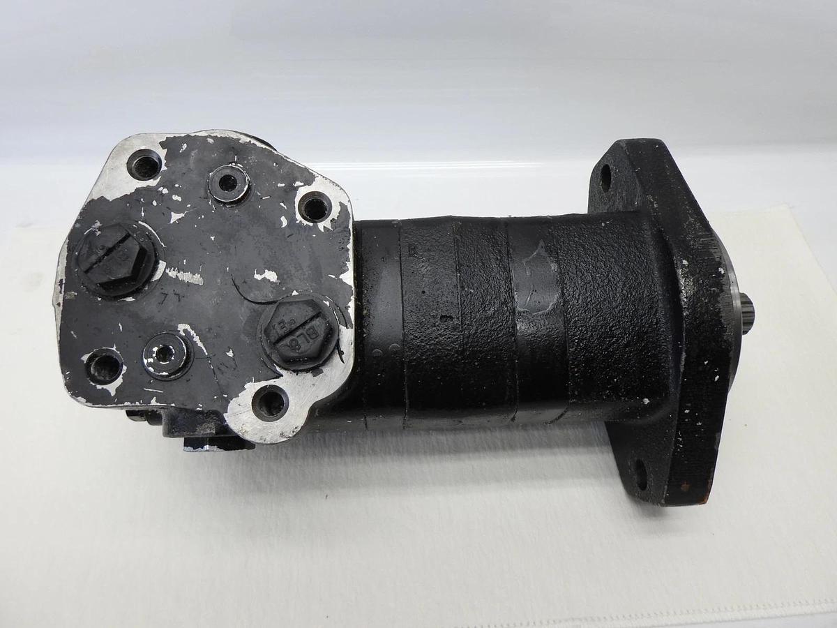 WARN 82497 Winch Hydraulic Motor for 30XL 81617 89984 OEM Eaton 81594 GENUINE!
