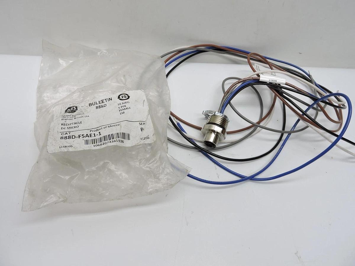Allen Bradley 888D-F5AE1-1 DC Micro Receptacle - NOB NEW!
