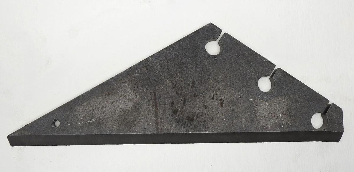 Backing Plate Supreme OSM17X for Feed Wagon, TMR Mixers Knife - NEW!