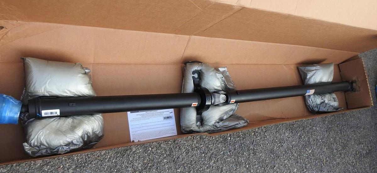 Dorman 936-846 Rear Driveshaft Assembly Select Ford/Lincoln Models - NEW!