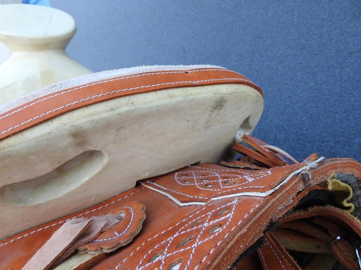 Mexican Charreria Riding Leather Saddle (Montura Charra) Mexican Horse Saddle